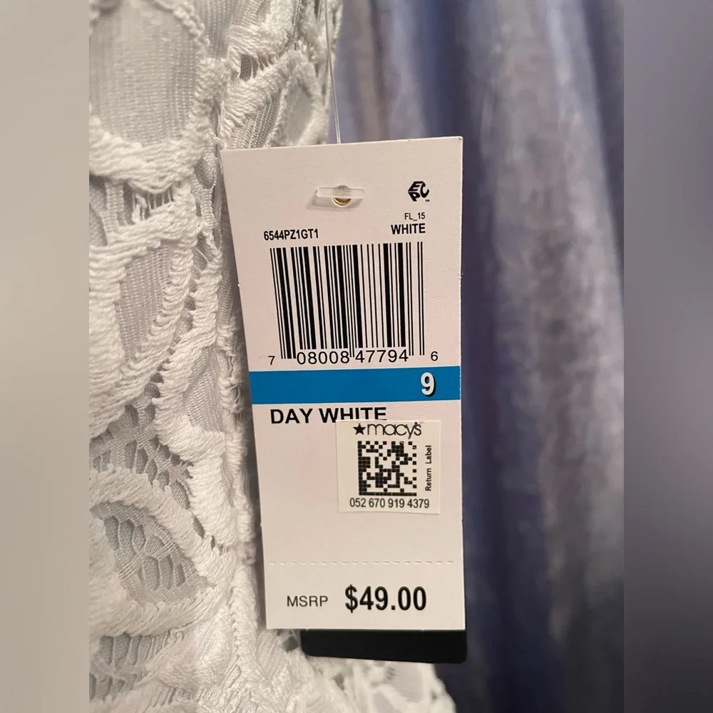 NWT White lace dress - Picture 6 of 8